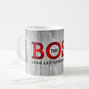 Der CHEF führt andere auf rustikalem Holz Kaffeetasse