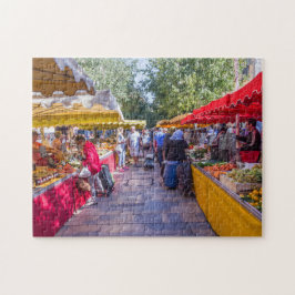 Der Cours Lafayette Market, Place Louis Blanc