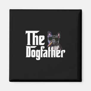 Der Dogvater, der Besitzer des Bulldoggen Dogs Lov Magnet