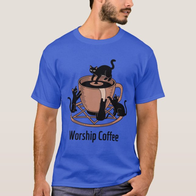 Der dunkle Herr katzt Kaffee anbeten, Kaffee anbet T-Shirt (Vorderseite)