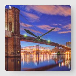 Der East River, Brooklyn-Brücke, Manhattan Quadratische Wanduhr