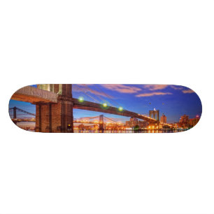 Der East River, Brooklyn-Brücke, Manhattan Skateboard