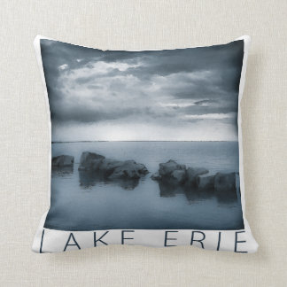 Der Eriesee - Wolken und Felsen Kissen