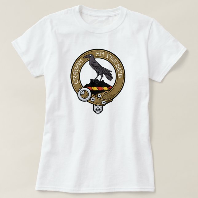 Der Felsen des Raben (das Weiß der Frauen) T-Shirt (Design vorne)