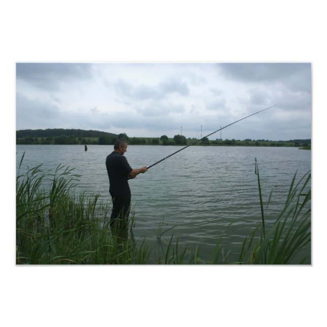 Der Fischer im Abend Fotodruck (Vorne)