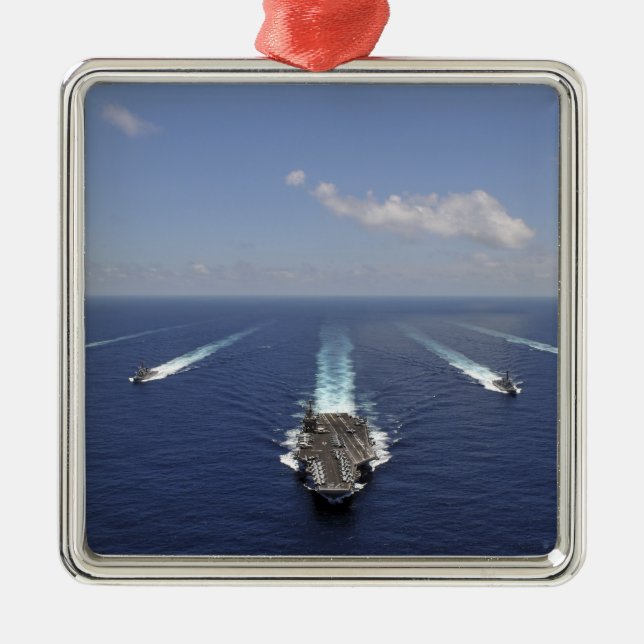 Der Flugzeugträger USS Abraham Lincoln Ornament Aus Metall (Vorne)