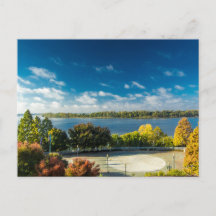 Der Fluss Ohio in Evansville, Indiana im Herbst
