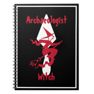 Der Funny Red Archeologist Hexe auf einem Zimmer Notizblock