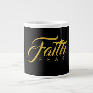 Der Glaube über Angst Gold und Schwarz Jumbo-Tasse