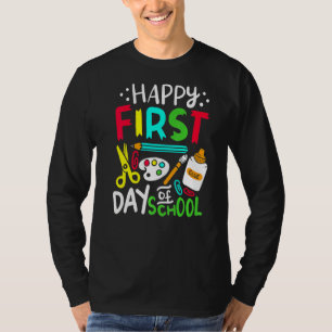 Der glückliche erste Tag der Lehrerin vor K Stunde T-Shirt