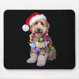 Der goldene Doodle in der Weihnachtsmannmütze wühl Mousepad