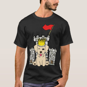 Der goldene Ritter ist der König des Schlosses T-Shirt