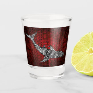 Der Griff Schnapsglas
