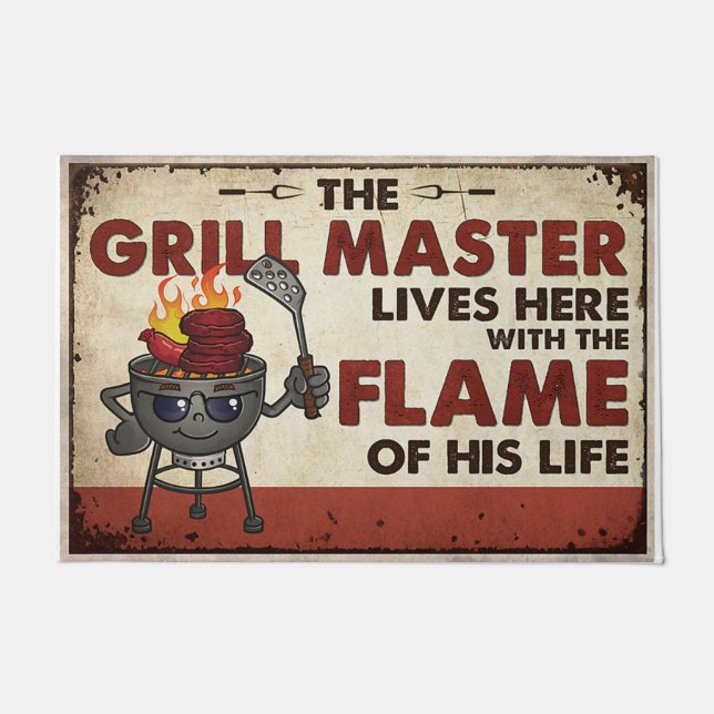 Der Grillmeister lebt hier in Rug, köstliches Esse Fußmatte (Vorderseite)