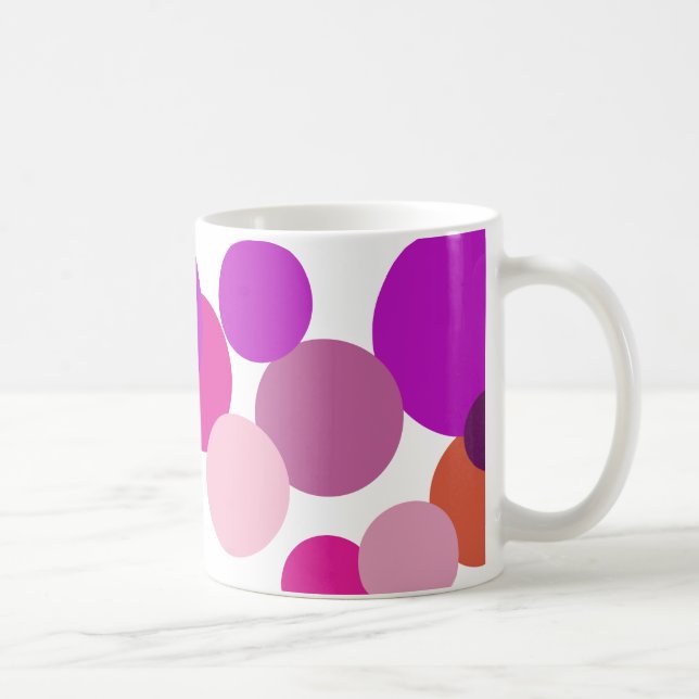 Der große 70er-Polka hat lila Punkte Kaffeetasse (Rechts)