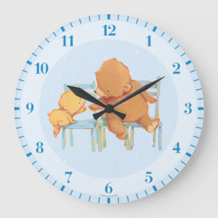 Der große braune Bär hilft dem kleinen gelben B Wanduhr