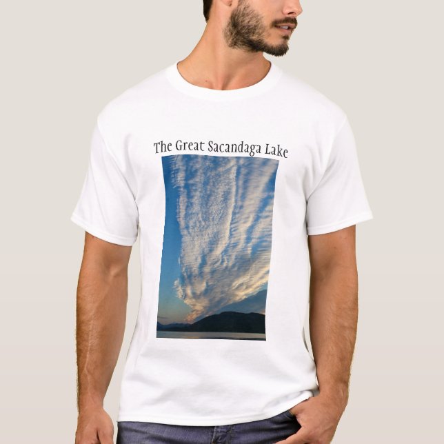 Der große Sacandaga-See am Morgen T-Shirt (Vorderseite)