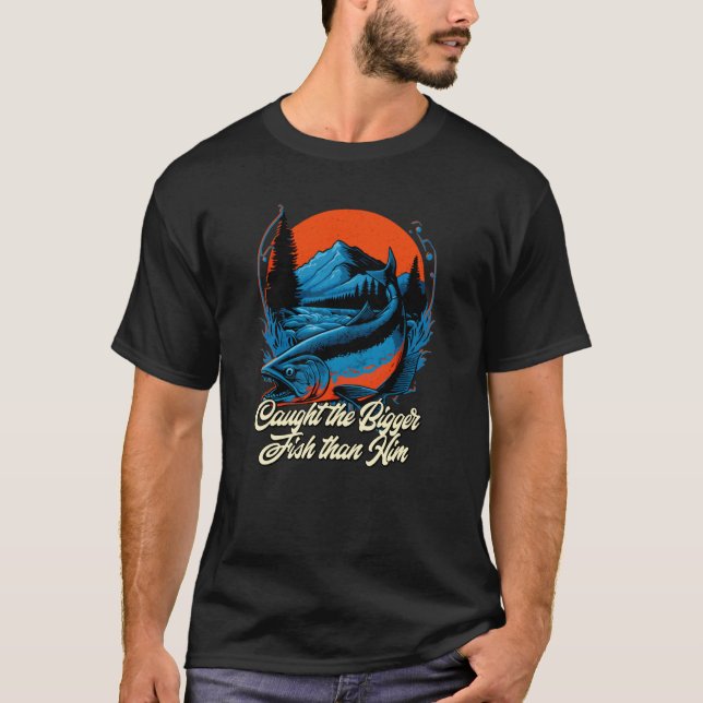 Der größere Fisch gefangen als seine Meme Naughty  T-Shirt (Vorderseite)