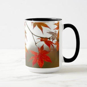 Der Herbst ist hier Tasse