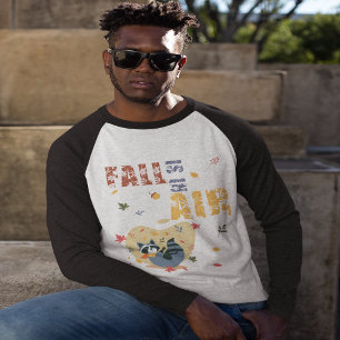 Der Herbst ist in der Luft Waschbär Herbst T-Shirt
