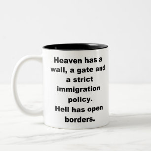Der Himmel hat eine Mauer Zweifarbige Tasse