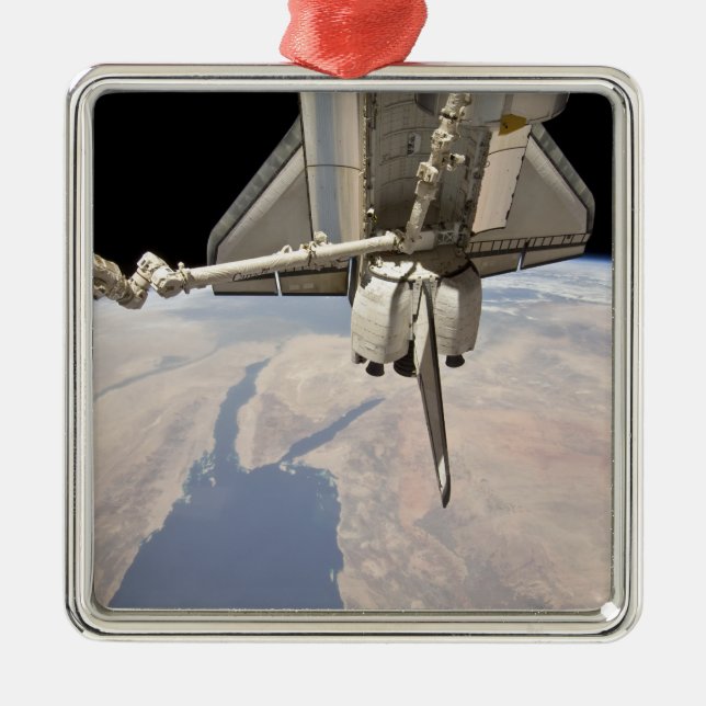 Der hintere Abschnitt des dockten Space Shuttles Silbernes Ornament (Vorne)
