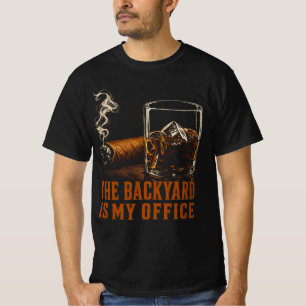 Der Hinterhof ist mein Büro Lustige Bourbon-Zigarr T-Shirt