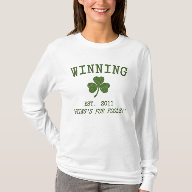 Der Hoodie-Shirt der lustigen gewinnenden irischen T-Shirt (Vorderseite)