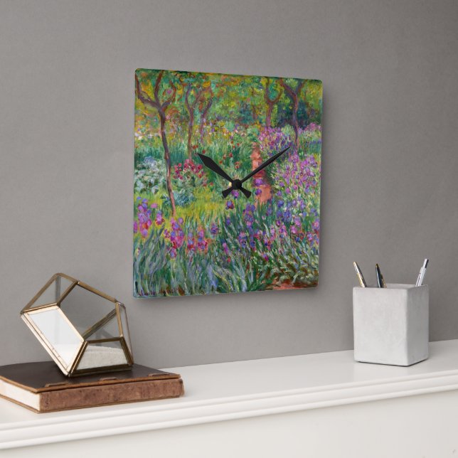 Der Iris-Garten in Giverny von Claude Monet Quadratische Wanduhr (Büro)
