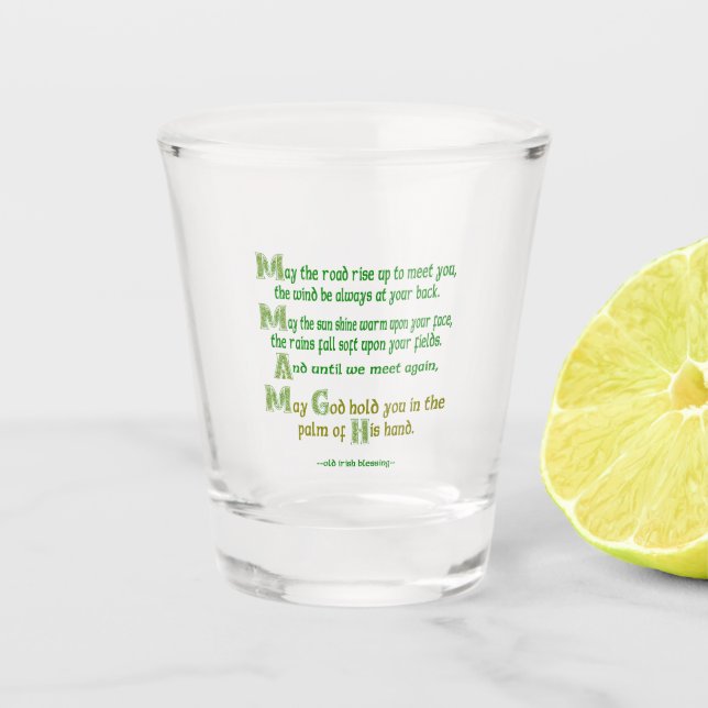 Der irische Segen lässt den Weg aufsteigen, um dic Schnapsglas (Vorderseite)