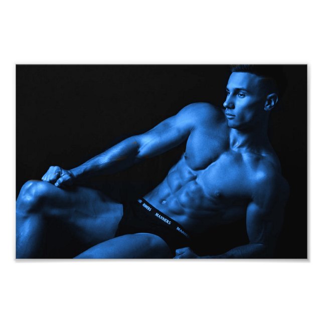 Der Junge in Blue Hot Typ Poster (Vorne)