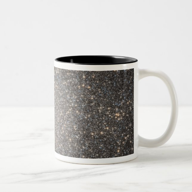 Der Kern des globalen Clusters Omega Centauri Zweifarbige Tasse (Rechts)