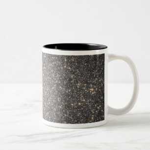 Der Kern vom kugelförmigen Gruppe Omega-centauri Zweifarbige Tasse