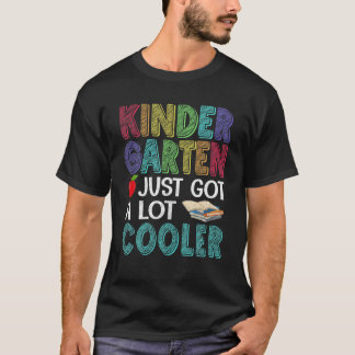 Der Kindergarten Got einfach viel Cooler zurück in T-Shirt