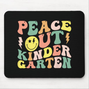 Der Kindergarten Groovy Abschluss am letzten Tag v Mousepad