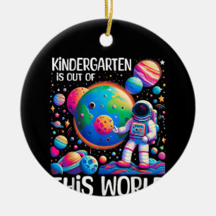 Der Kindergarten ist aus dieser Welt zurück zur Sc Keramik Ornament