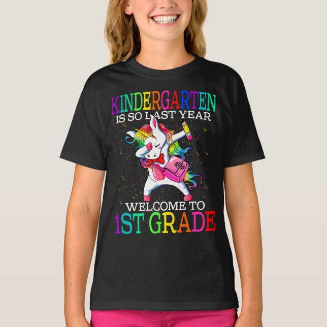 Der Kindergarten ist so im letzten Jahr Willkommen T-Shirt (Vorderseite)