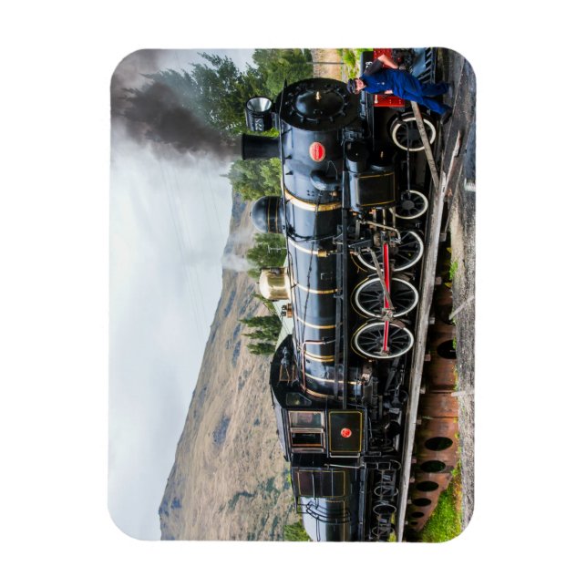 Der Kingston-Flyer, Dampflokomotive des Motors Magnet (Vertikal)