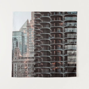 DER KLEINE BALKON, ÜBER DEN ICH VERTRAUE WANDTEPPICH