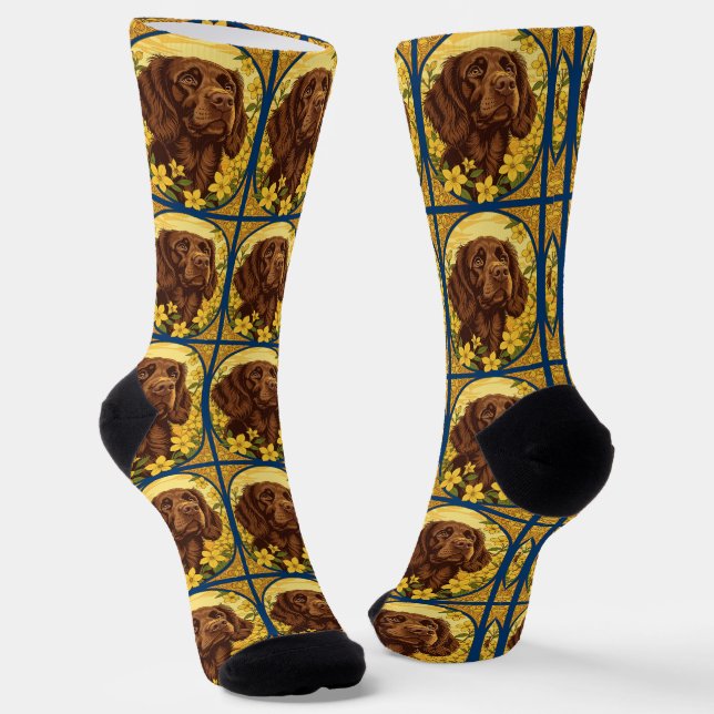 Der kleine braune Hund und die Jasmine-Blume Socken (Gewinkelt)