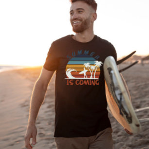 Der kommende Vintage Farbpalette-Retro-Sonnenunter T-Shirt