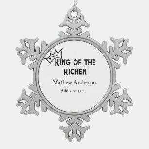 Der König der Küche fügt den Namen Koch Bäckerei K Schneeflocken Zinn-Ornament
