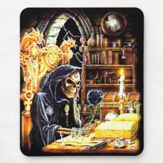 Der Krypta-Wächter Mousepad