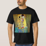 Der Kuss von Gustav Klimt, Vintager Jugendstil T-Shirt<br><div class="desc">Der Kuss (Der Kuss) (1907/08) von Gustav Klimt ist wahrscheinlich sein berühmtestes Werk. Klimt begann seine Arbeit im Jahre 1907 und ist der Höhepunkt seiner so genannten Goldenen Periode. Der Kiss ist ein Vintages Viktorianisches Era-Symbolismus, das eine Liebe und Romantik mit einem romantischen Paar in verschiedenen Goldtönen, Symbolen und Mustern...</div>