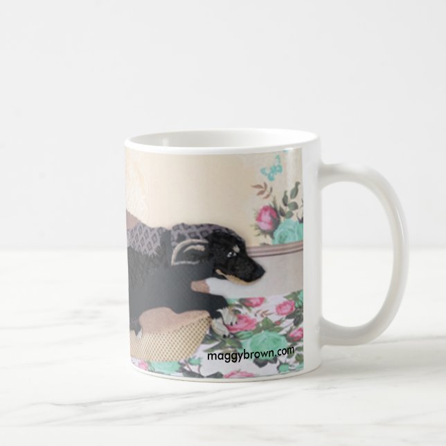 Der Labrador des ambulanten Händlers und Kaffeetasse (Rechts)