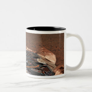 Der Landeplatz des Vagabunden Zweifarbige Tasse