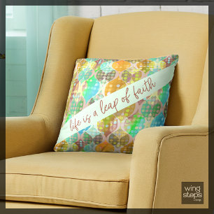 Der "Leap of Faith Polka Dot Waves Aquamarin Orang Kissen
