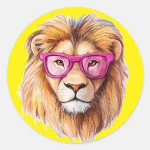 Der Löwe mit rosa Brille Gelber Hintergrund Runder Aufkleber