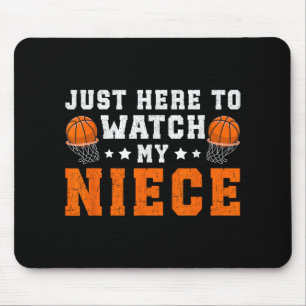 Der lustige BasketballOnkel eines Basketballspiele Mousepad