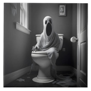 Der lustige Geist sitzt auf der Toilette Fliese